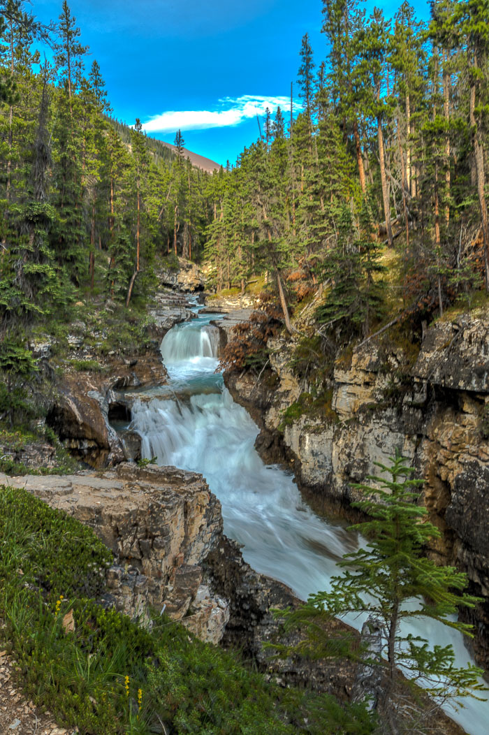 Along the Icefields Parkway - Banff Section