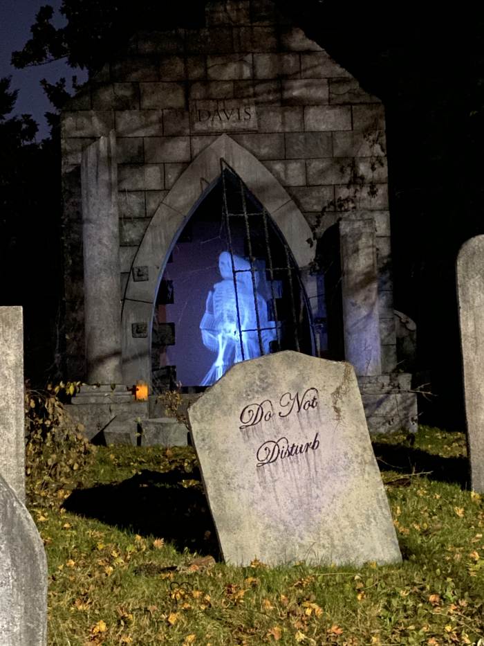 Davis Graveyard
